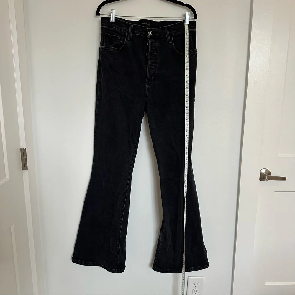 Favorite Daughter VALENTINA
BOULDER Black Boot Cut High-Rise Jeans - Picture 12 of 15